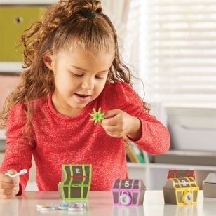 Sorting Surprise Pirate Treasure - Image 4